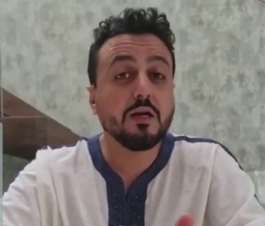 رشيد علالي يفضح جشع الفنادق المغربية