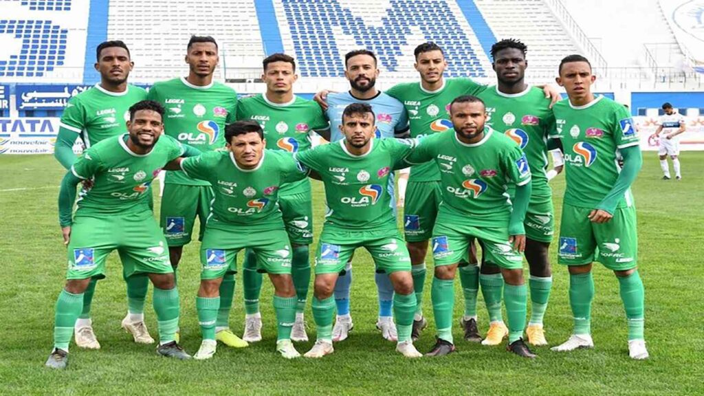 الرجاء يفوز على مولودية وجدة وينفرد بصدارة الدوري المغربي