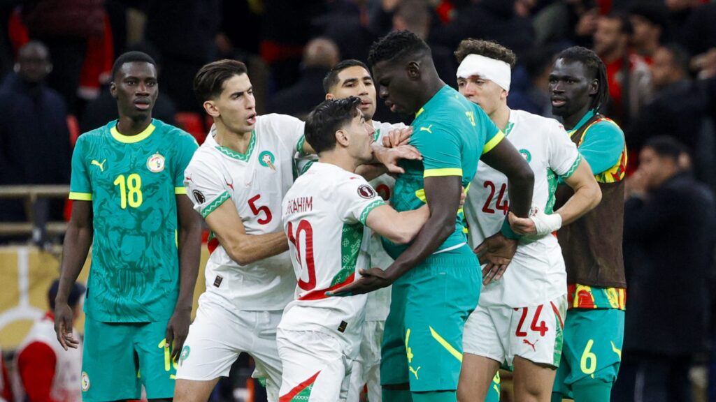 قرار تاريخي: الكاف يعيد تتويج المغرب ويجرد السنغال من اللقب